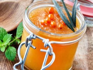 Заготовка облепихи на зиму: как приготовить вкусную консервацию без варки