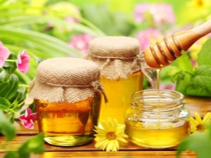 Насколько сладок янтарный продукт пчеловодства и почему?