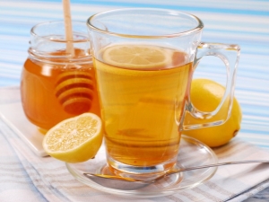 Чем полезна вода с лимоном и медом и как ее пить?