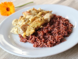 Как приготовить красный рис?