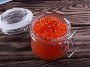 Как правильно и вкусно засолить икру семги?